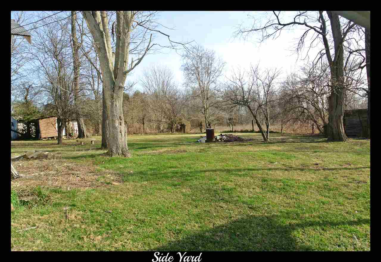 1590 East Hupp Road Bloomington, IN 47401 - Photo 13 of 14 Gallery Image 13