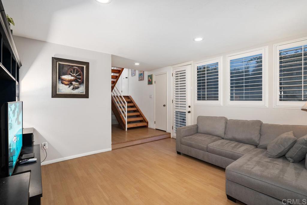 172 Grandview Street Encinitas, CA 92024 - Photo 19 of 34