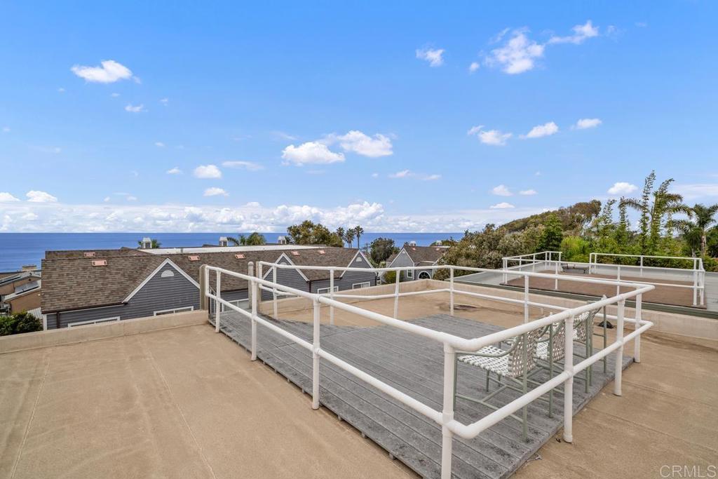 172 Grandview Street Encinitas, CA 92024 - Photo 3 of 34