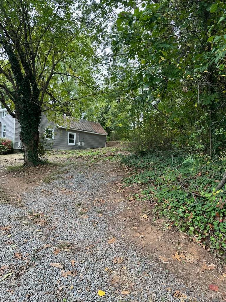 3 Watts St Extension Gretna, VA 24557 - Photo 33 of 39