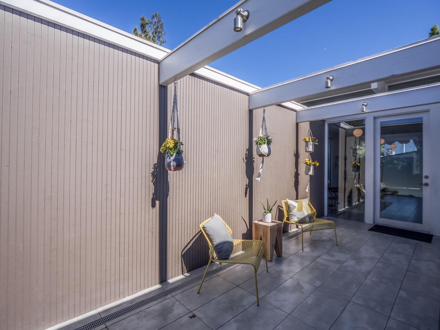 3449 Thomas Drive Palo Alto, CA 94303 - Photo 37 of 59