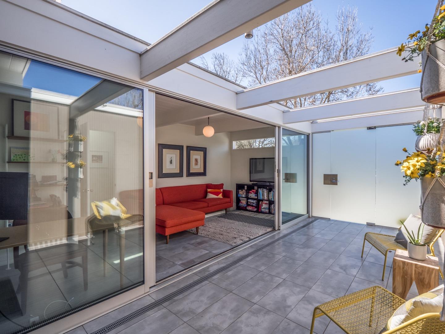 3449 Thomas Drive Palo Alto, CA 94303 - Photo 38 of 59 a living room with furniture