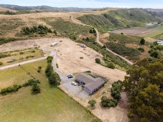 $1,595,000 | 5677 Cloverdale Road, Pescadero, CA 94060