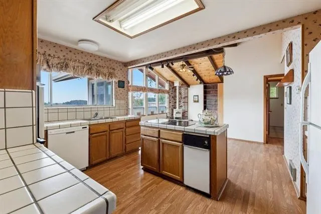 $1,595,000 | 5677 Cloverdale Road, Pescadero, CA 94060