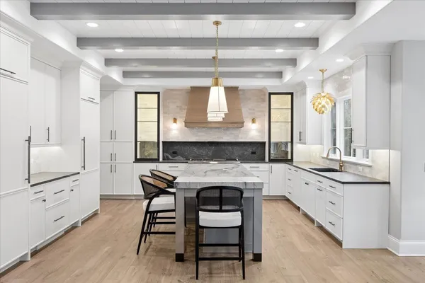 $3,600,000 | 5237 Cornell Avenue, Downers Grove, IL 60515