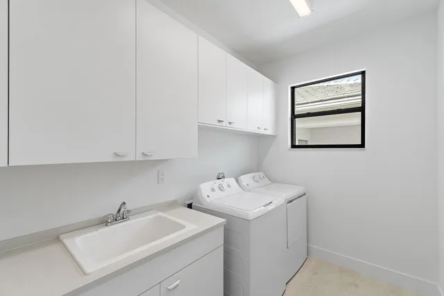 a front view of house with yard