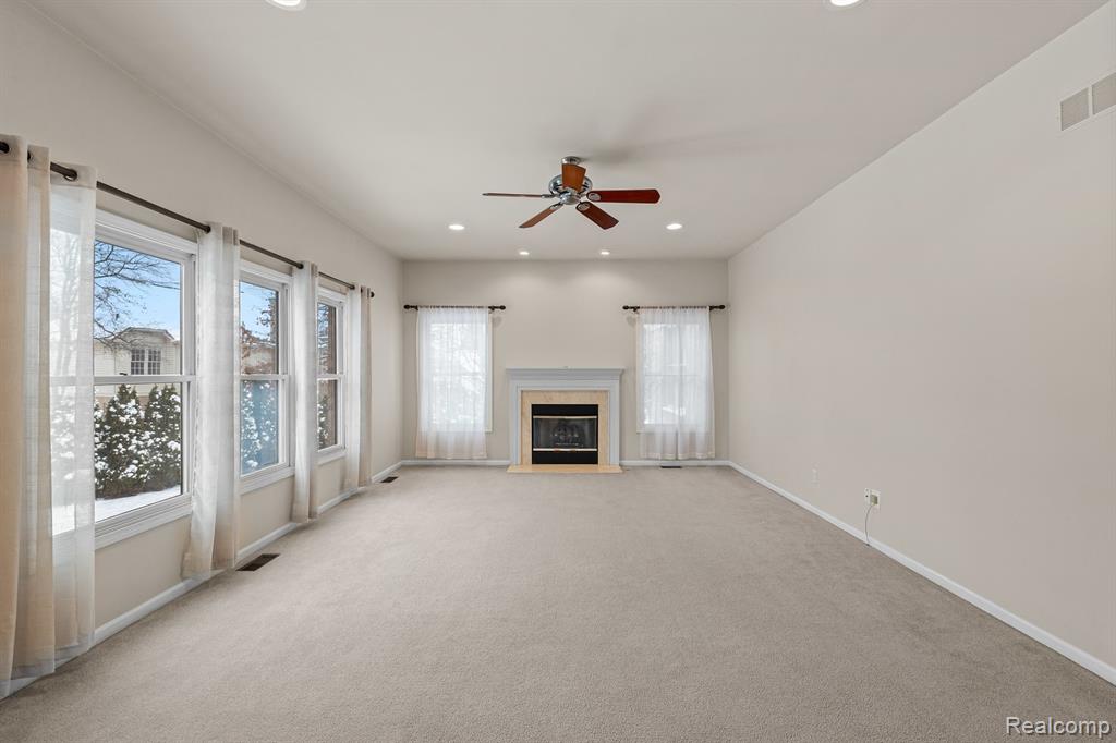 3904 Kaeleaf Road Lake Orion, MI 48360 - Photo 21 of 66