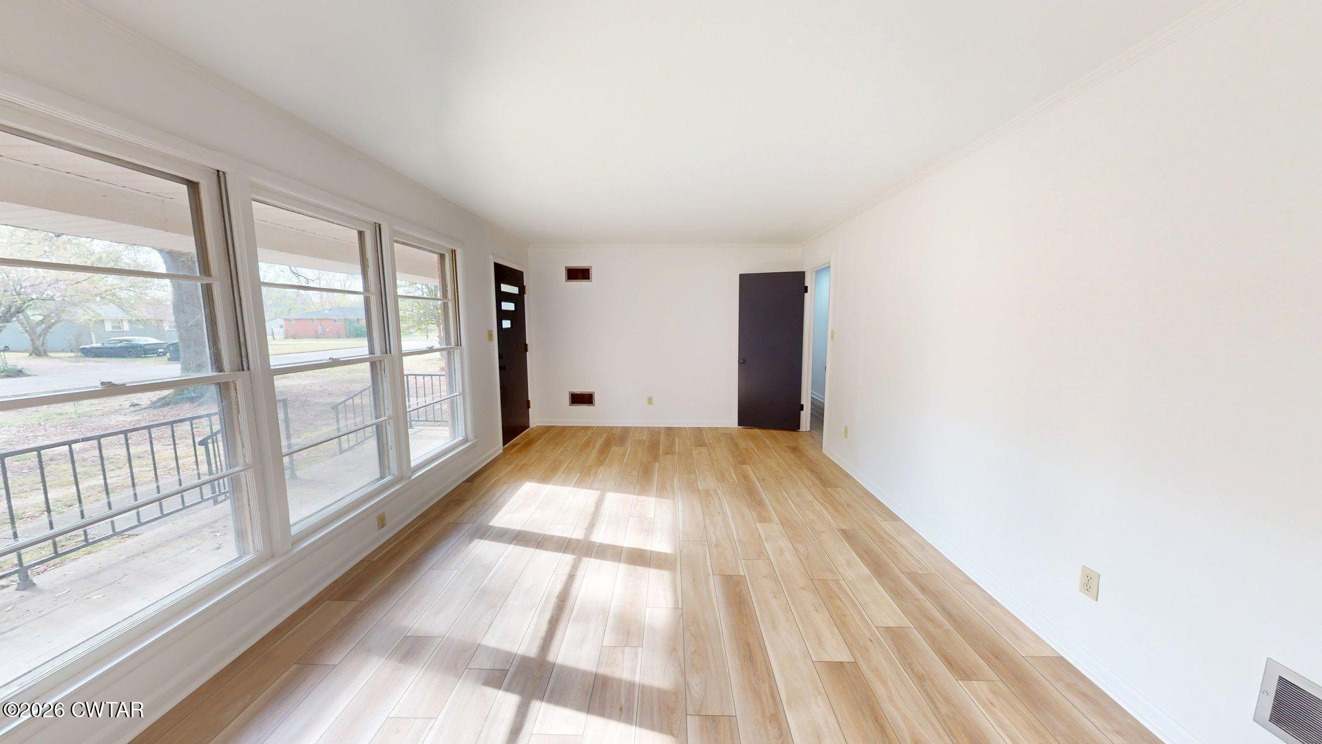 2054 Crossgate Road Dyersburg, TN 38024 - Photo 9 of 20 2054-Crossgate-03312026_131255