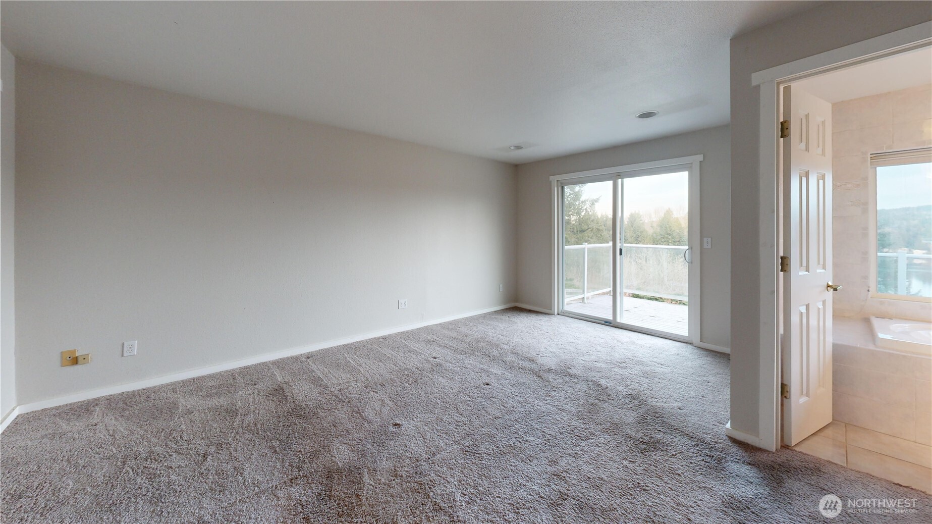 5810 Meridian Road Southeast Olympia, WA 98513 - Photo 24 of 40 an empty room with windows