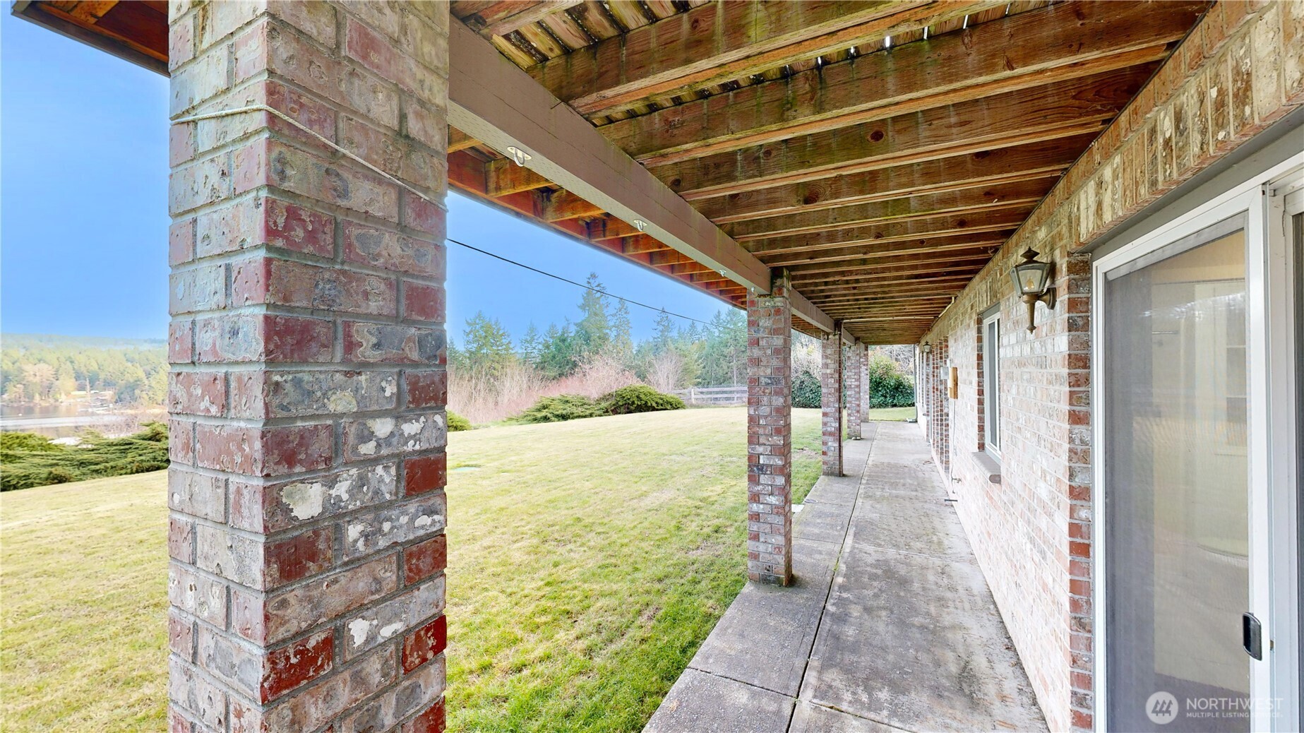 5810 Meridian Road Southeast Olympia, WA 98513 - Photo 7 of 40