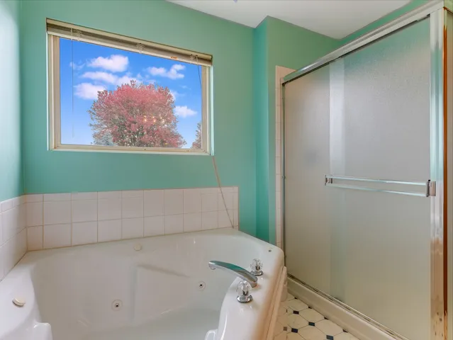 $399,000 | 1910 Arbor Fields Drive, Plainfield, IL 60586