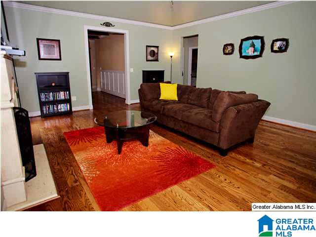 422 Ballantrae Road Pelham, AL 35124 - Photo 2 of 29 Gallery Image 2