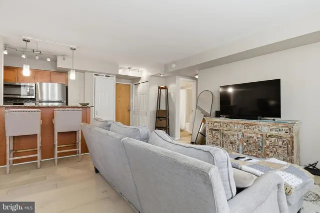 $410,000 | 1245 13th Street Northwest, Unit 412, Washington, DC 20005