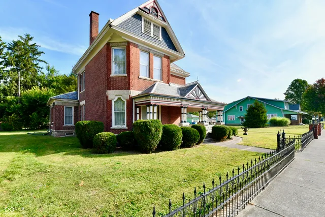 $400,000 | 402 East Main Street, Arcadia, IN 46030