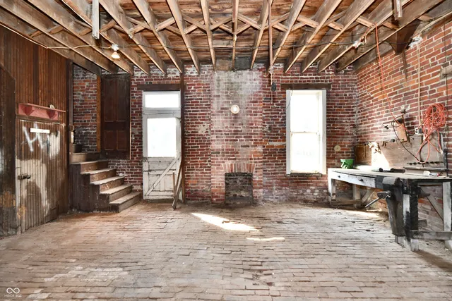 $400,000 | 402 East Main Street, Arcadia, IN 46030