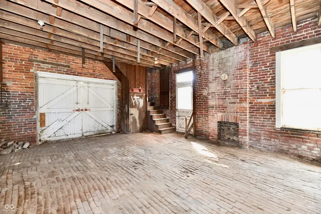 $400,000 | 402 East Main Street, Arcadia, IN 46030