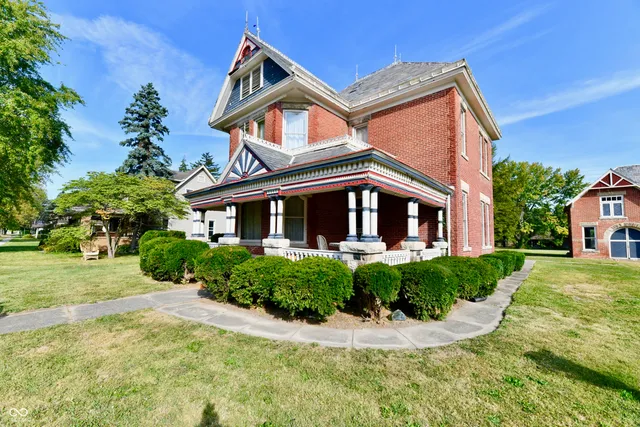 $400,000 | 402 East Main Street, Arcadia, IN 46030