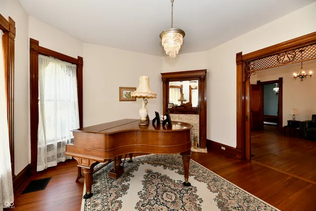 $400,000 | 402 East Main Street, Arcadia, IN 46030