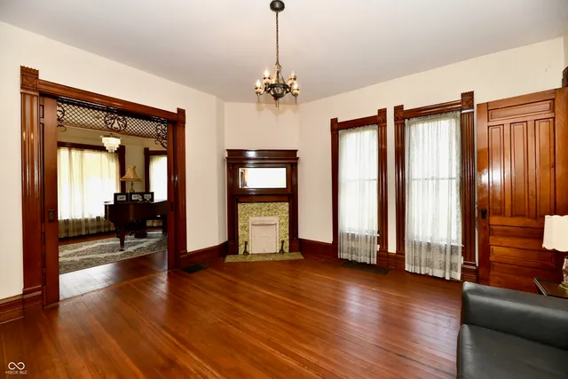 $400,000 | 402 East Main Street, Arcadia, IN 46030