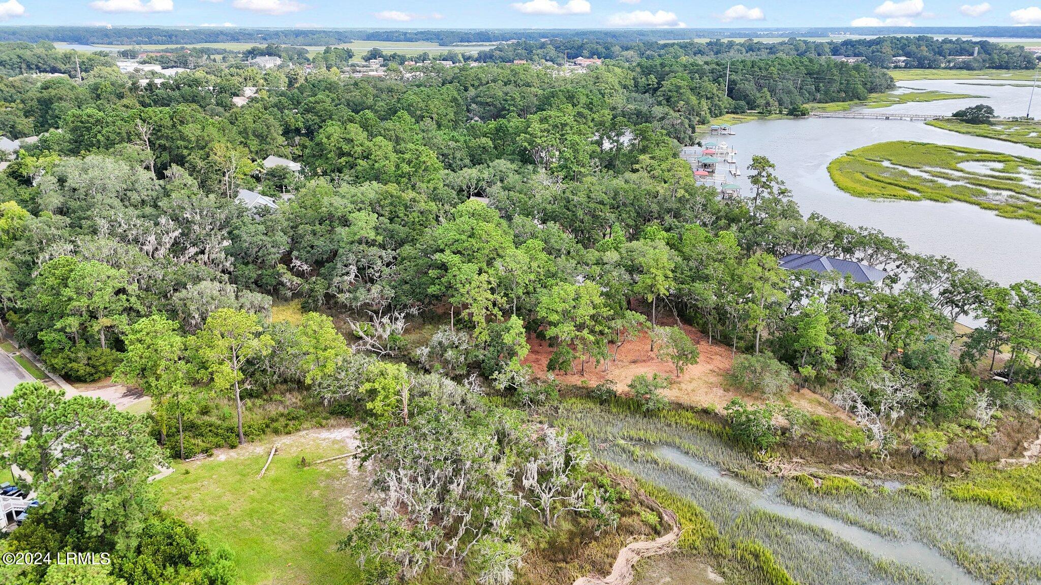 2222 Spanish Court Beaufort, SC 29902 - Photo 6 of 37 5-web-or-mls-DJI_20240822100817_0039_D