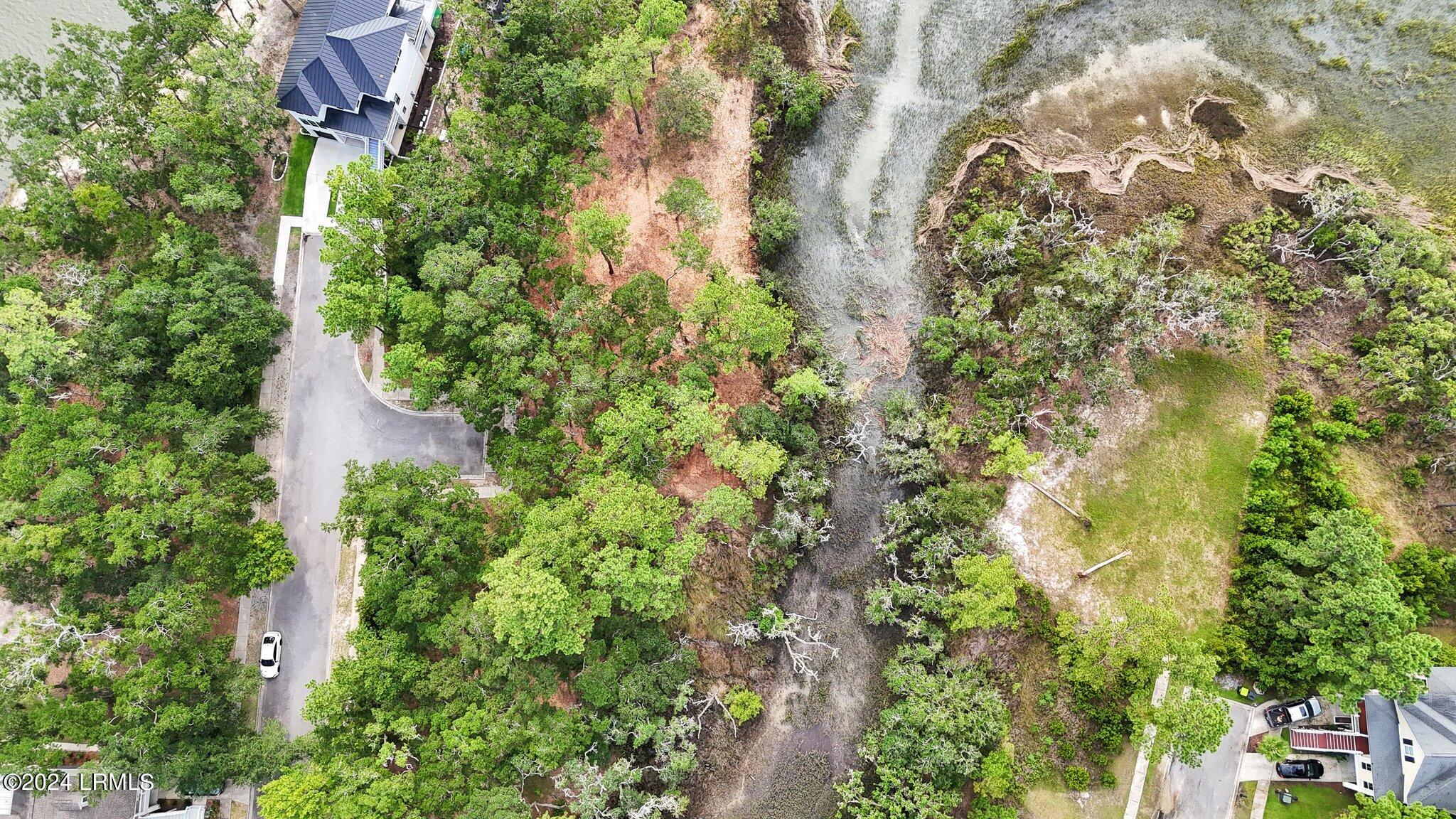 2222 Spanish Court Beaufort, SC 29902 - Photo 8 of 37 7-web-or-mls-DJI_20240822100913_0041_D