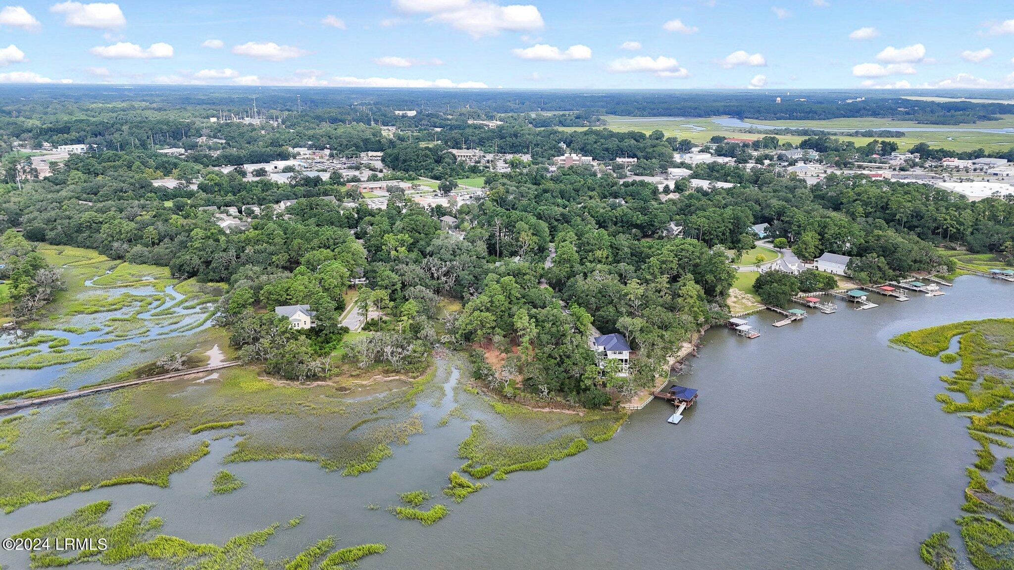 2222 Spanish Court Beaufort, SC 29902 - Photo 10 of 37 9-web-or-mls-DJI_20240822101012_0043_D