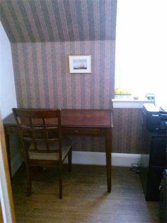 20 Tanager Road Attleboro, MA 02703 - Photo 20 of 28 Gallery Image 20
