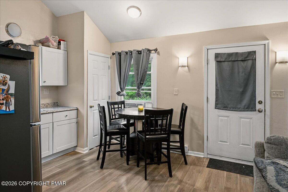 3084 Pleasant View Drive Gilbert, PA 18331 - Photo 13 of 25 19-HomeView_Media-3084_Pleasant_View_Dr