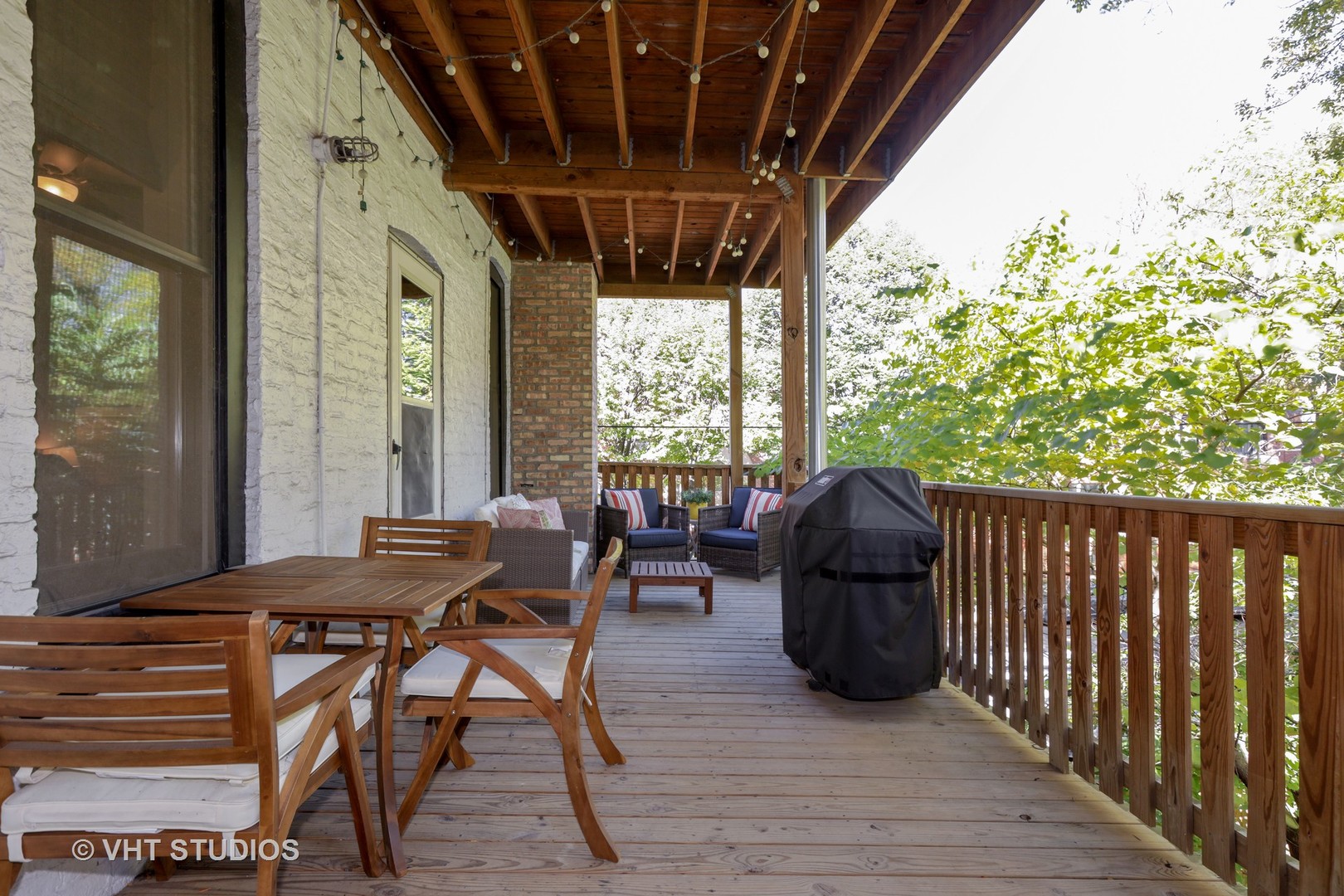 2159 North Seminary Avenue, Unit B Chicago, IL 60614 - Photo 11 of 14 a view of a balcony dining table and chairs