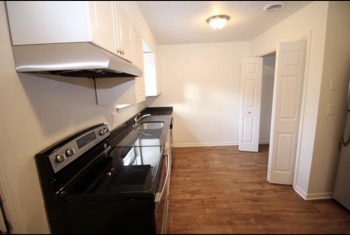411 Booth Road Chattanooga, TN 37411 - Photo 3 of 10 14B66D69-9CB2-49F1-923F-7EAFB076245D