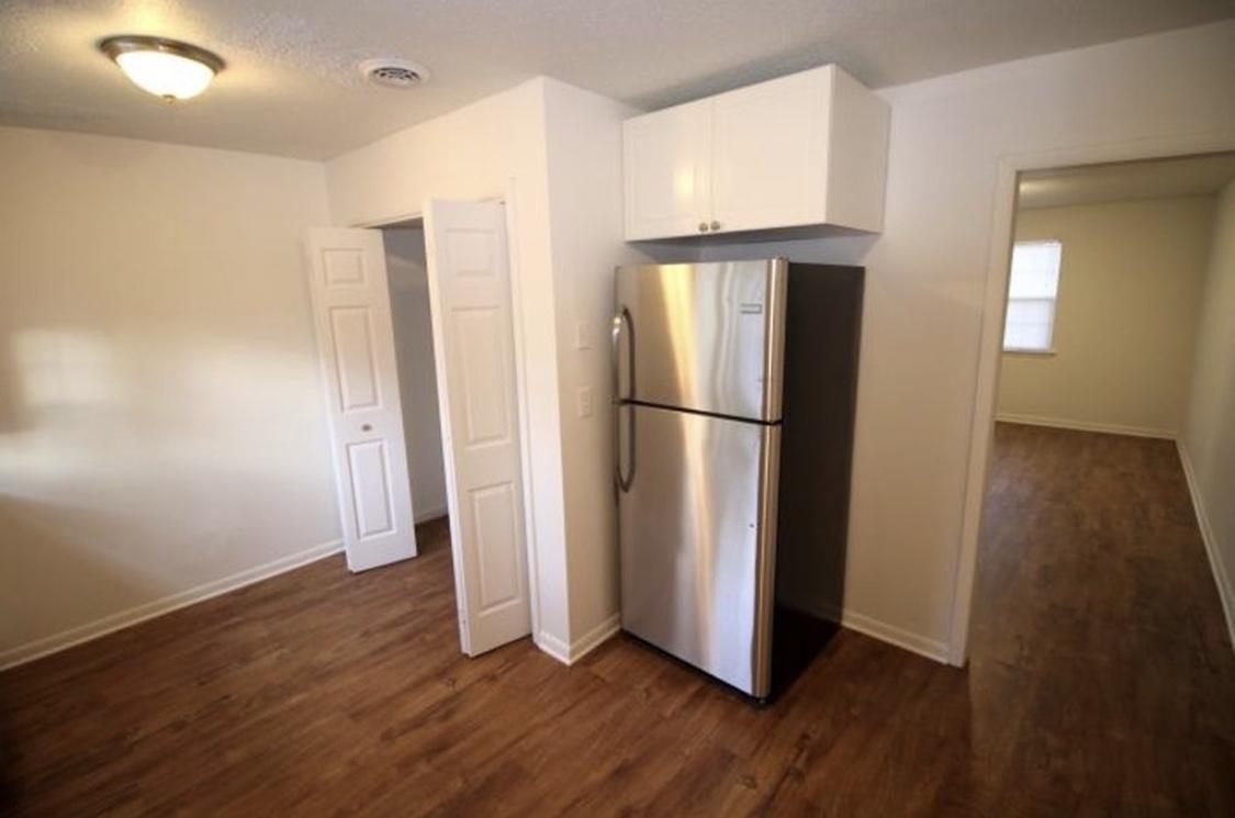 411 Booth Road Chattanooga, TN 37411 - Photo 4 of 10 8062B8D8-5FD2-41D5-BFF4-59E1FF7B3138