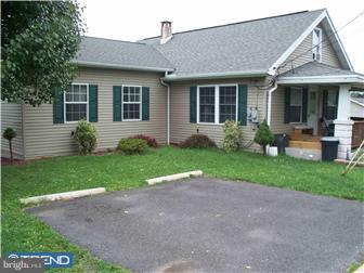 1339 New Holland Road Reading, PA 19607 - Photo 2 of 7