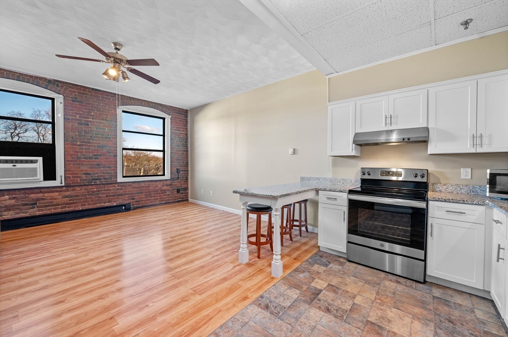 80 Foster Street, Unit 507 Peabody, MA 01960 - Photo 6 of 15