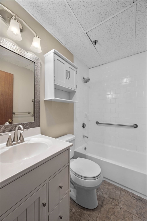 80 Foster Street, Unit 507 Peabody, MA 01960 - Photo 10 of 15