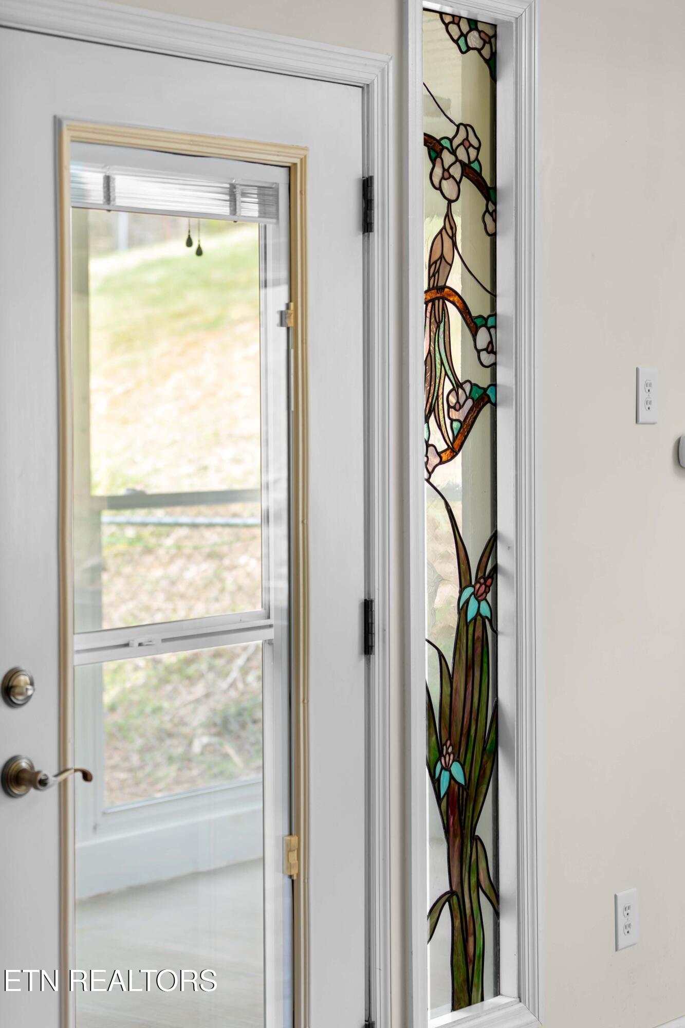 395 Wolfe Road Luttrell, TN 37779 - Photo 18 of 59 CUSTOM STAIN GLASS