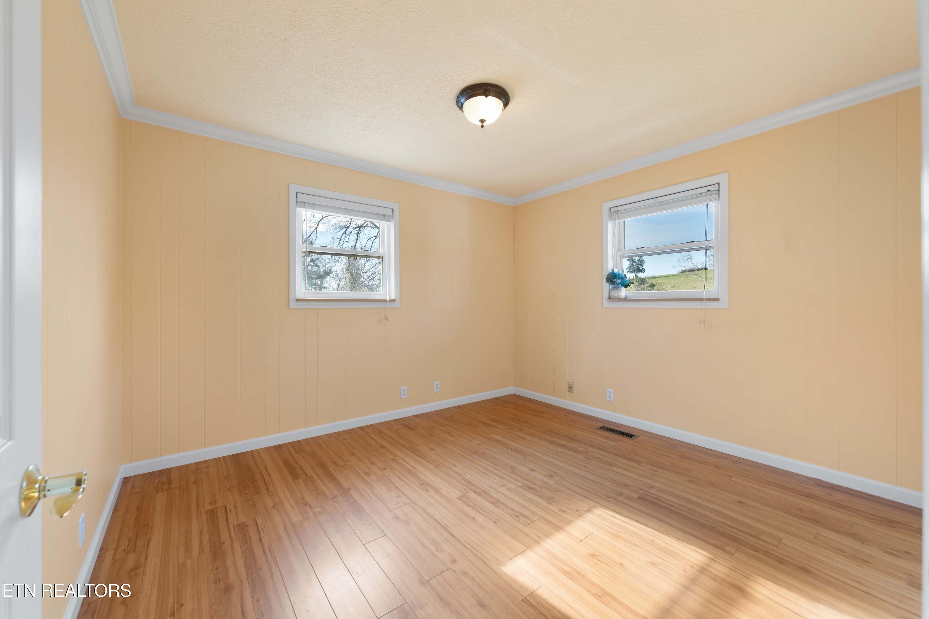 395 Wolfe Road Luttrell, TN 37779 - Photo 28 of 59 GUEST BEDROOM