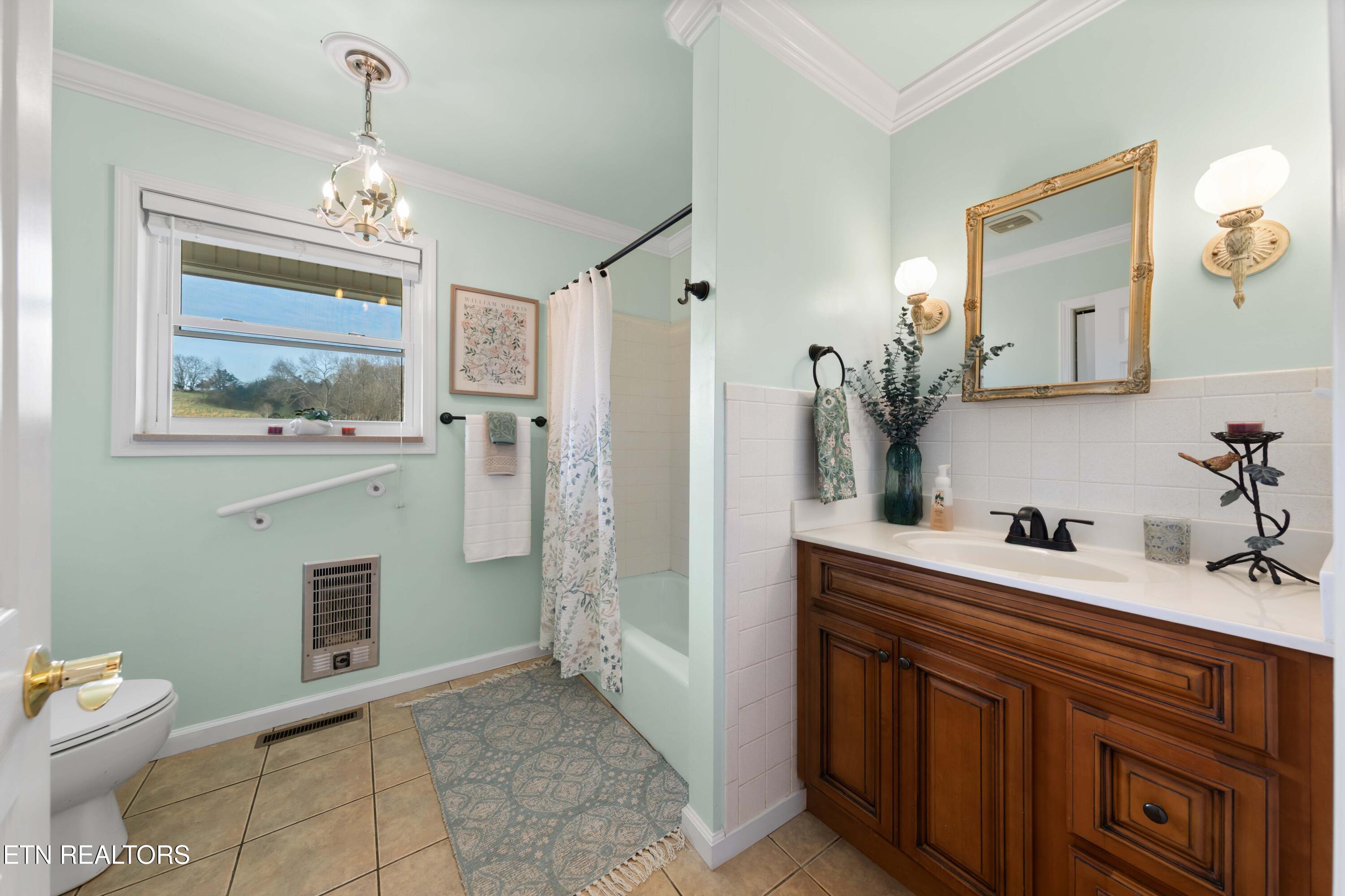 395 Wolfe Road Luttrell, TN 37779 - Photo 41 of 56 FULL BATH 1