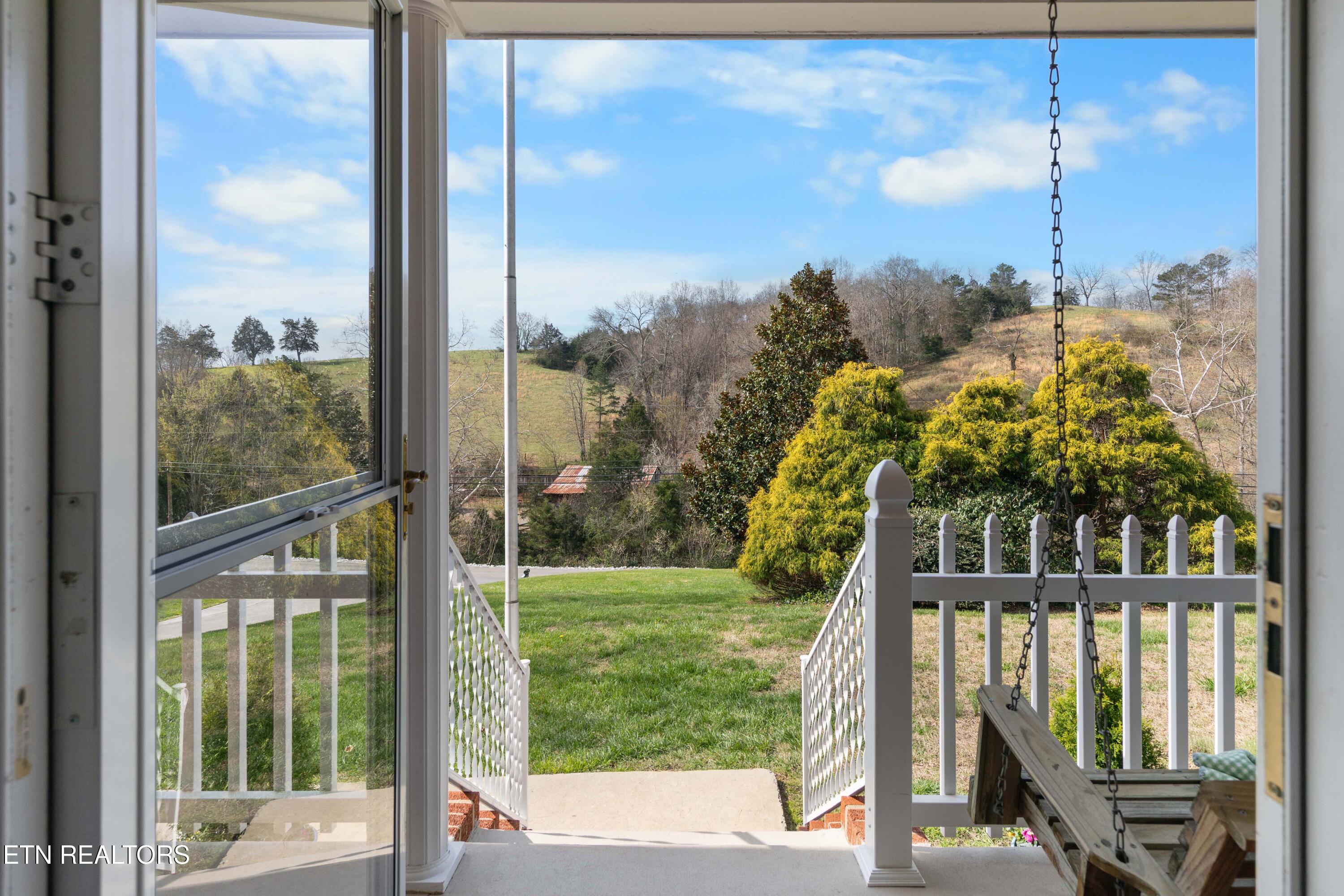 395 Wolfe Road Luttrell, TN 37779 - Photo 5 of 59 FRONT PORCH