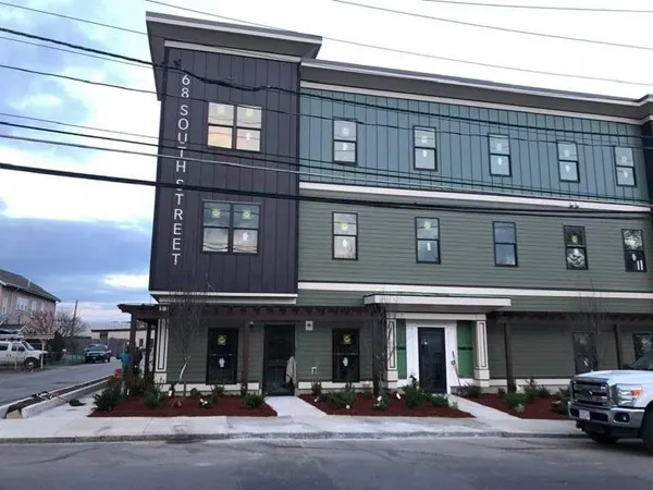 $2,100 | 68 South Street, Unit 303, Framingham, MA 01702