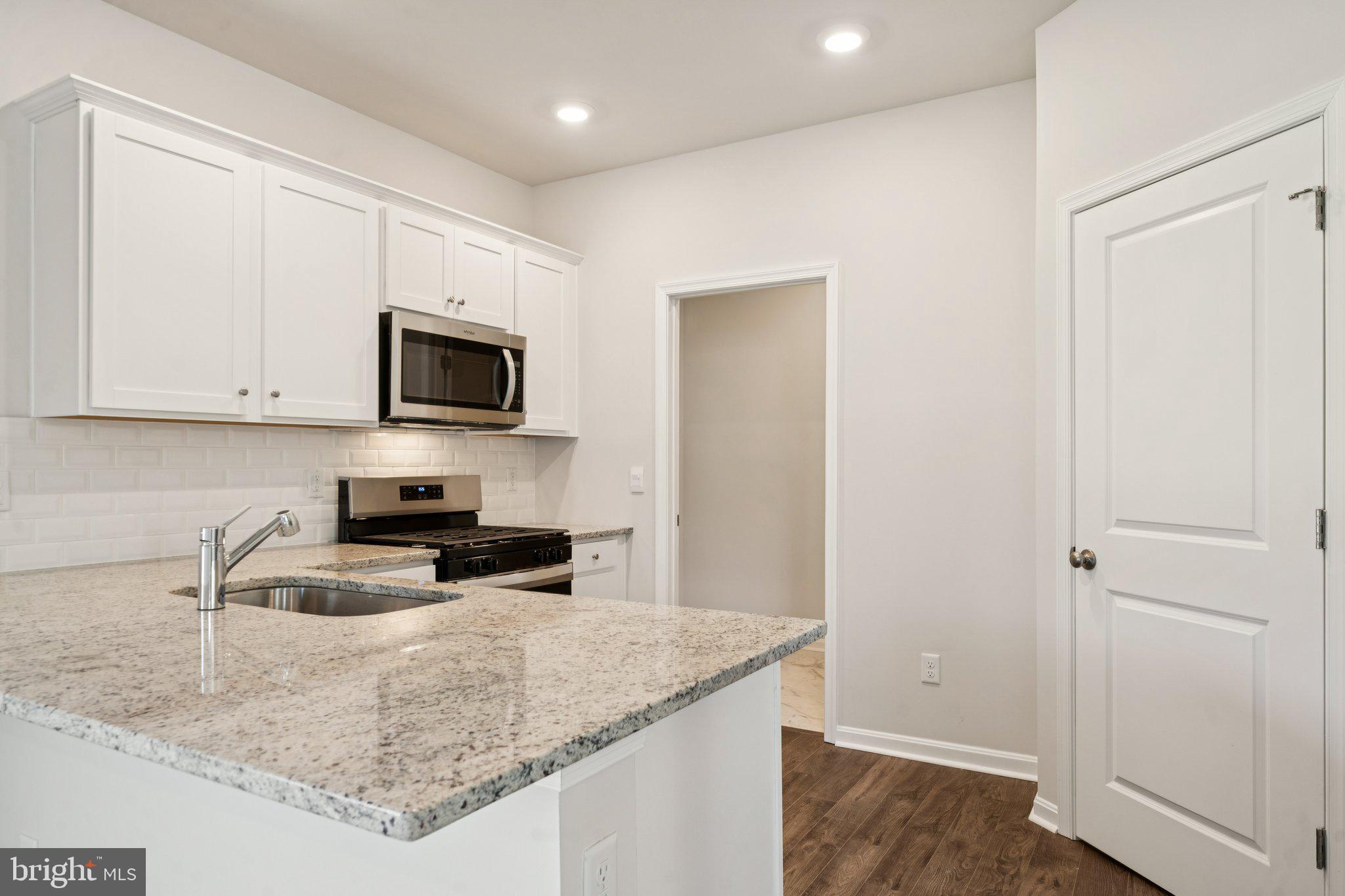 6323 Sterling Way Ruther Glen, VA 22546 - Photo 9 of 31