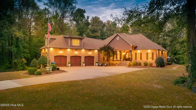 $1,250,000 | 3860 Dixie Ridge Lane, Grimesland, NC 27837