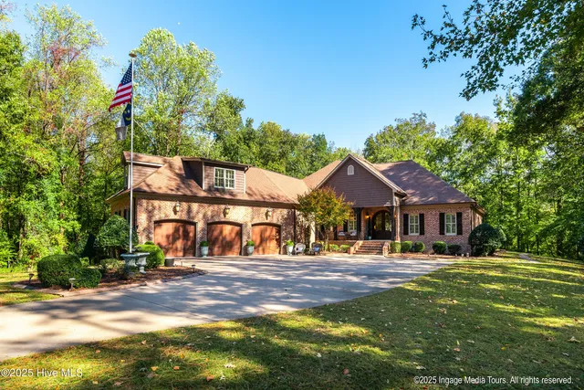 $1,250,000 | 3860 Dixie Ridge Lane, Grimesland, NC 27837
