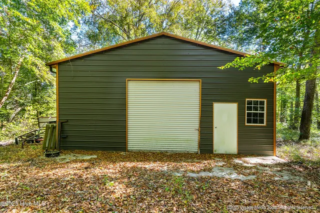 $1,250,000 | 3860 Dixie Ridge Lane, Grimesland, NC 27837