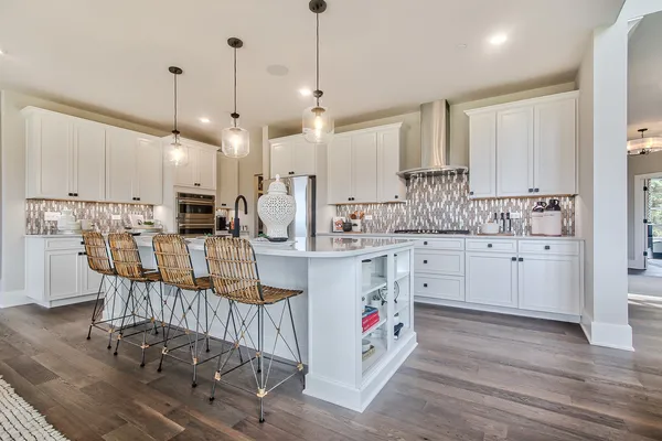 $929,990 | 23 Hawthorn Rdg Drive, Hawthorn Woods, IL 60047