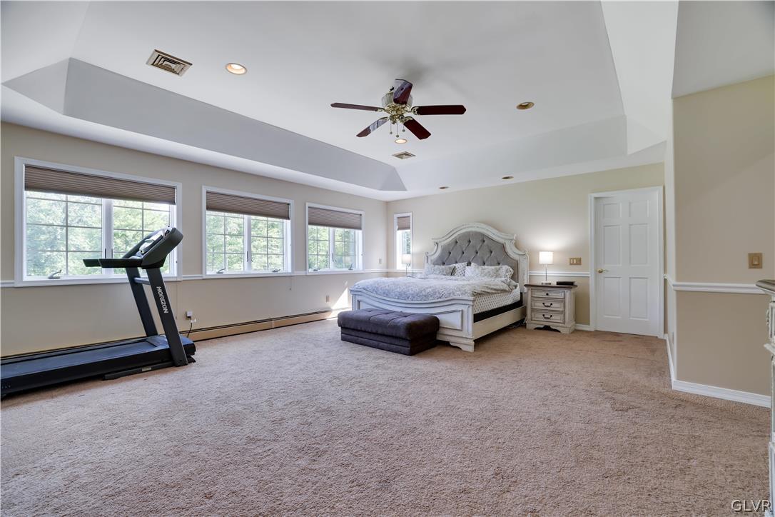 2285 Green Road Tobyhanna, PA 18466 - Photo 21 of 42 a living room with furniture gym equipment and a large window