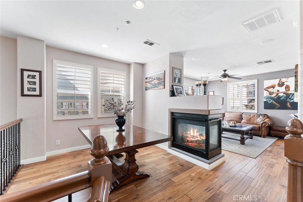 22 Arlington Street Ladera Ranch, CA 92694 - Photo 10 of 51 DBL Sided Fire Place