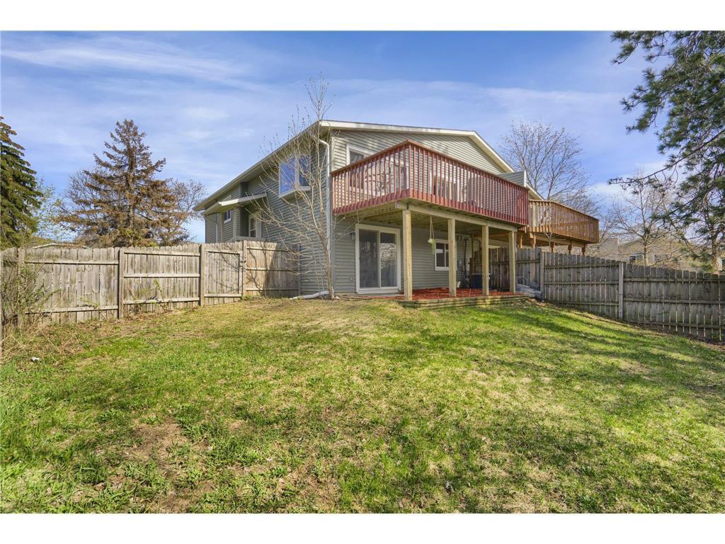 9458 Able Street Northeast Blaine, MN 55434 - Photo 3 of 36