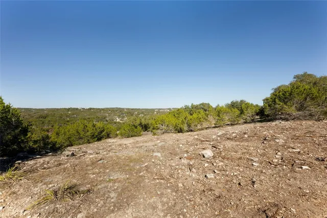 $575,000 | 736 Covered Bridge Drive, Driftwood, TX 78619