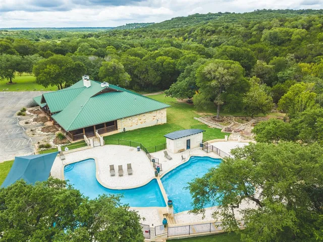 $575,000 | 736 Covered Bridge Drive, Driftwood, TX 78619