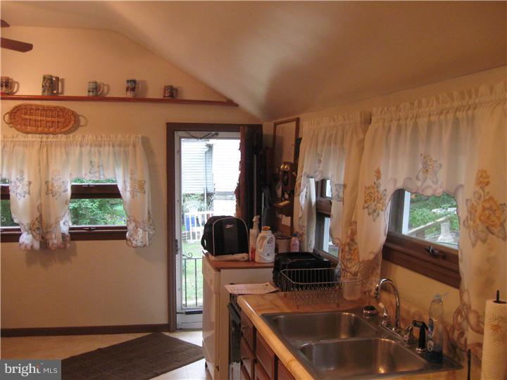 16 Cherry Run Road Monroeville, NJ 08343 - Photo 7 of 17